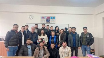 ÖĞRETMENLER HİÇ SOLMASIN…