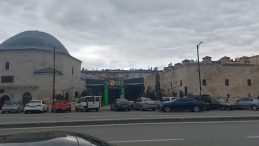BURASI KAÇAK YAPI MI?