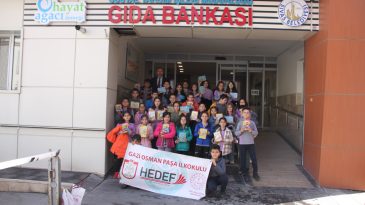 ÇOCUKLARDAN ANLAMLI BAĞIŞ