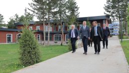 BAŞKAN UZUN, YENİ MİLLET BAHÇESİNDE İNCELEMELERDE BULUNDU