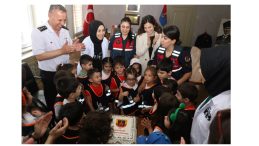 JANDARMA HER YERDE..!