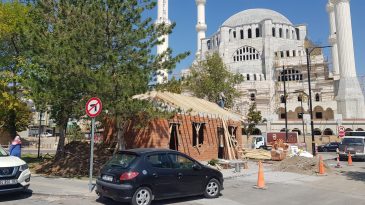 O NE ? BU DA NE?
