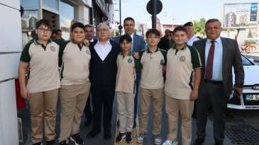 VALİ ŞİMŞEK,” ÖĞRENCİLERE İNDİRİM UYGULAYINIZ”