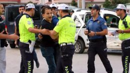 ADALET İSTEDİ  FERYAT ETTİ