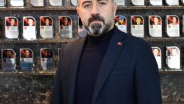 “SADECE YILDÖNÜMLERİNDE DEĞİL, HER AN KALBİMİZDEDİR”