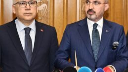 HAYVAN ZİYARETİ İÇİN GELMİŞ