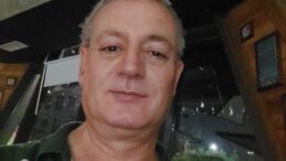 TEK ADAM..! HERKESİ O YÖNETİYOR…