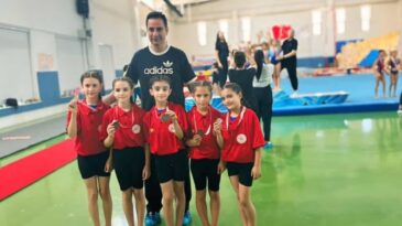PERFORMANSLARI DİKKAT ÇEKTİ