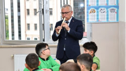 DERT ZİLİ ÇALDI ÖĞRENCİLER DERS BAŞI YAPTI