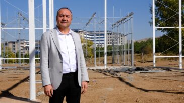 TÜRKİYE DE İLK YAPAY ZEKA DESTEKLİ CAM SERA