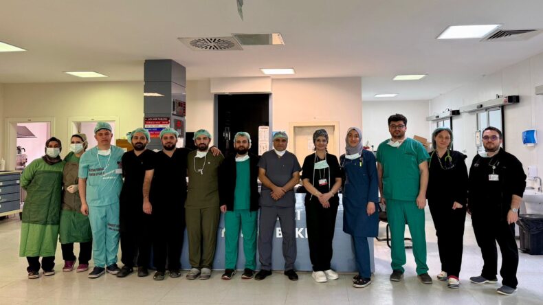 YOĞUN BAKIM ÜNİTESİNDE BİR İLK
