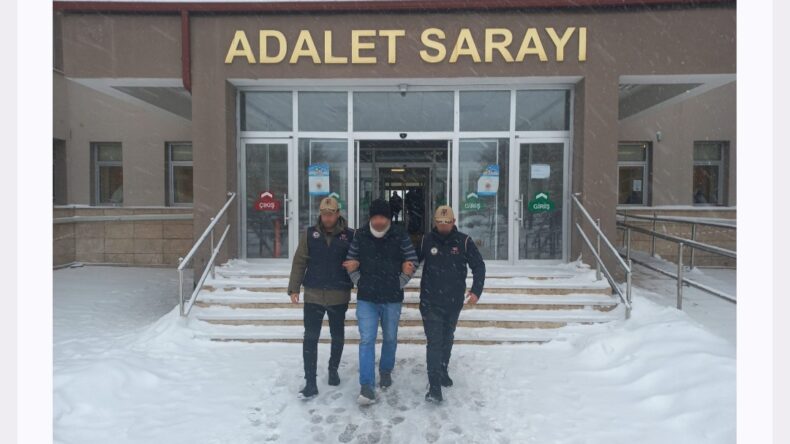 FİRARİ HÜKÜMLÜ SİVAS’TA YAKALANDI