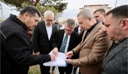 ORTADA CİDDİ BİR SİYASİ BOŞLUK VAR