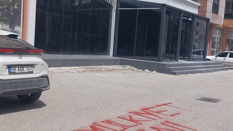 İMARDA KAOS: KİM KİMİN YOLUNU İŞGAL EDİYOR?