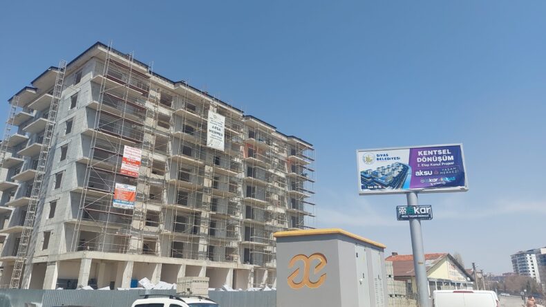 SİVAS’TA ARSALARI HEP AYNI İSİMLER Mİ ALIYOR?