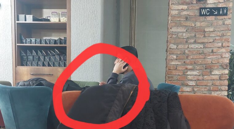 İNSANLARI ZEHİRLİYORLAR!