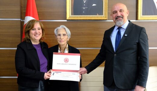 ÜÇER’DEN ANLAMLI BAĞIŞ