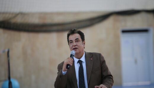 REKTÖR ŞENGÖNÜL ÖĞRENCİLERİ DİNLEDİ