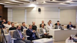 ÖZDEMİR’İ KENDİ EKİBİ ELEŞTİRDİ