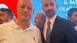 MHP SİVAS’TA HAKAN UYGUN GÜVEN TAZELEDİ