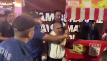 EKMEK TEKNESİNE UZANAN ELLER…