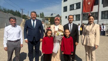 TOY’DAN KURTLAPA KÖYÜ OKULUNA KÜTÜPHANE