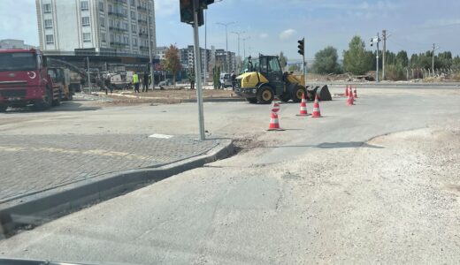 MAKAS KIRILDI, YOLLAR KAPANDI, VATANDAŞ ÇİLEDE!