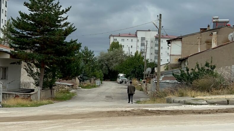 EMEKLİYE Mİ YÜK, ASFALTA MI İSRAF?